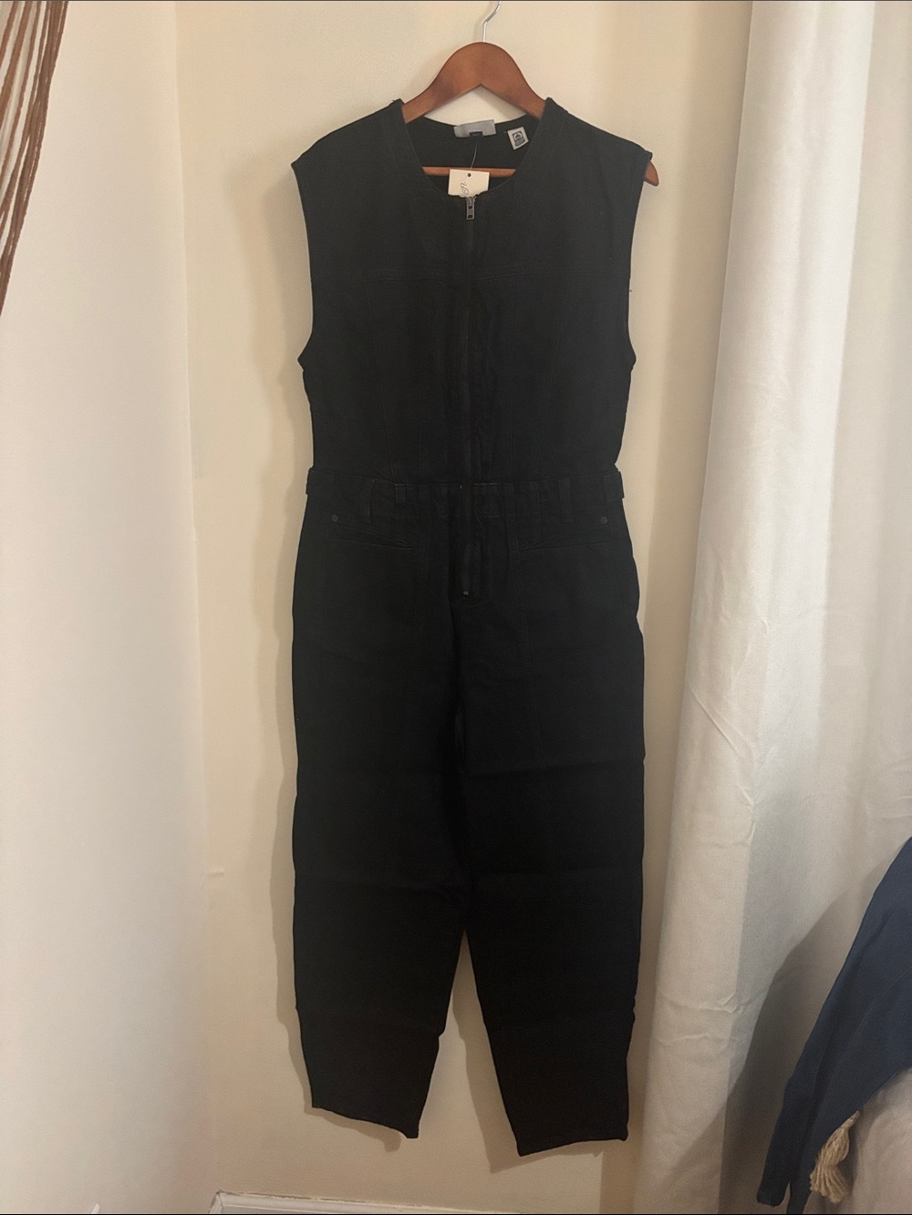 Universal thread jumpsuit